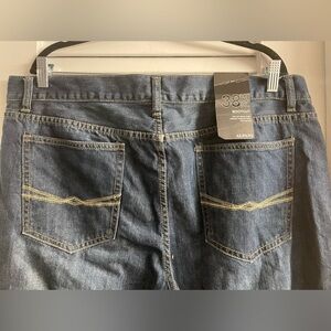 NWT Alfani Jeans Mens 38/30, Dark Wash, Boot Cut